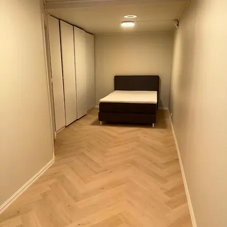 4 Bedroom Modern - Central! Apartament *
